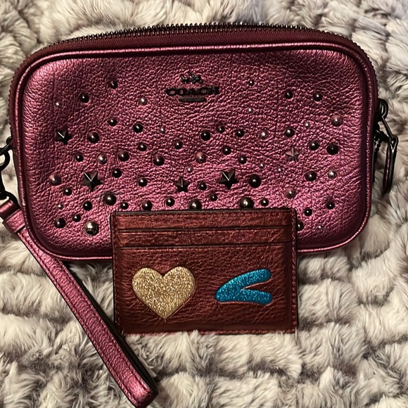 @@NWOT@@ ~ Coach large dark burgundy leather wristlet. Matching ID holder. - Picture 10 of 11